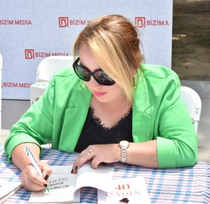 Festivalda yazıçı Jalə Rzabəylinin imza günü keçirilib -Fotolar